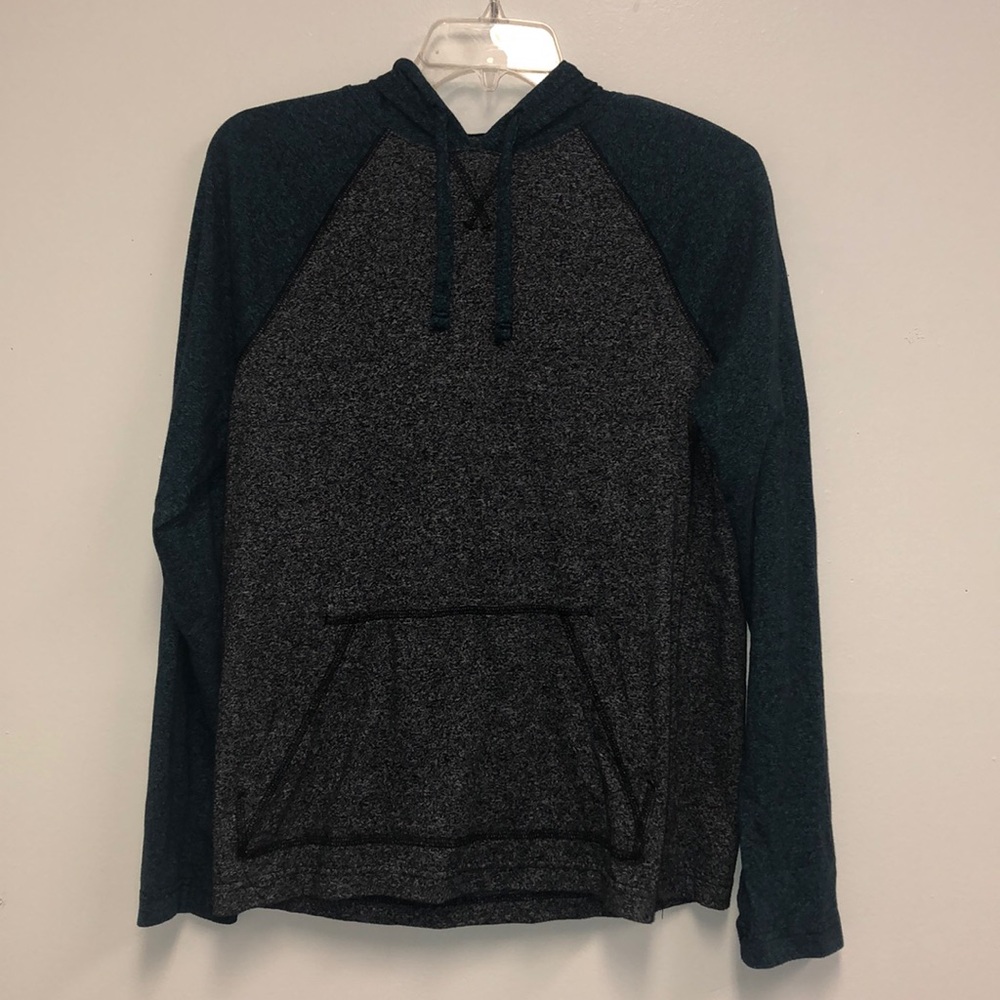 Tony Hawk!  M mens hooded long sleeve! LIKE NEW!